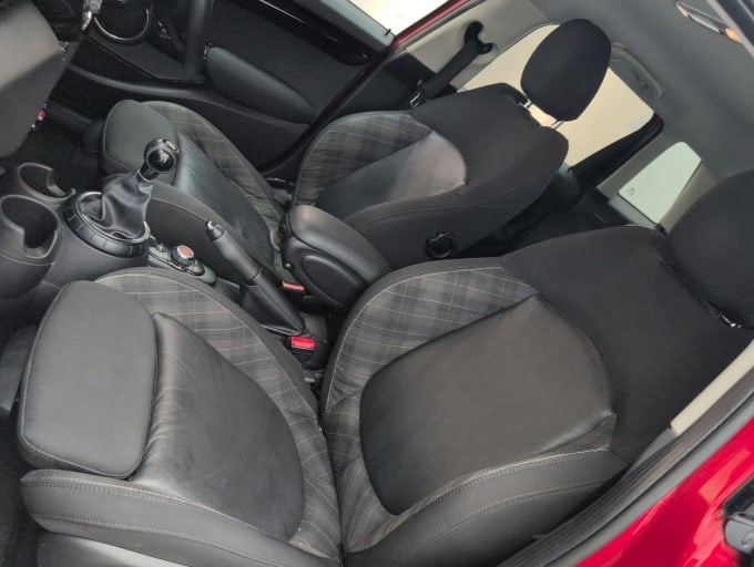2025 Mini Hatch
