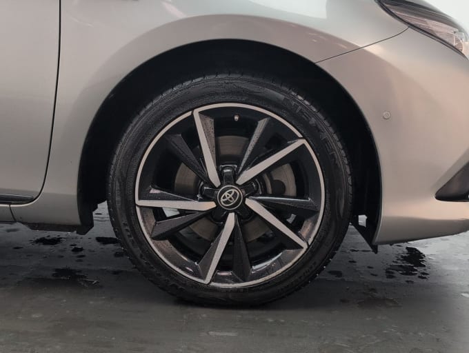 2025 Toyota Auris