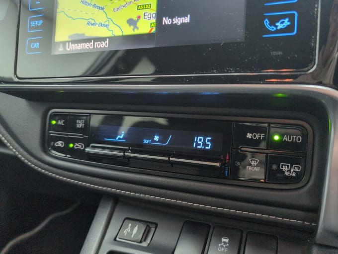 2025 Toyota Auris
