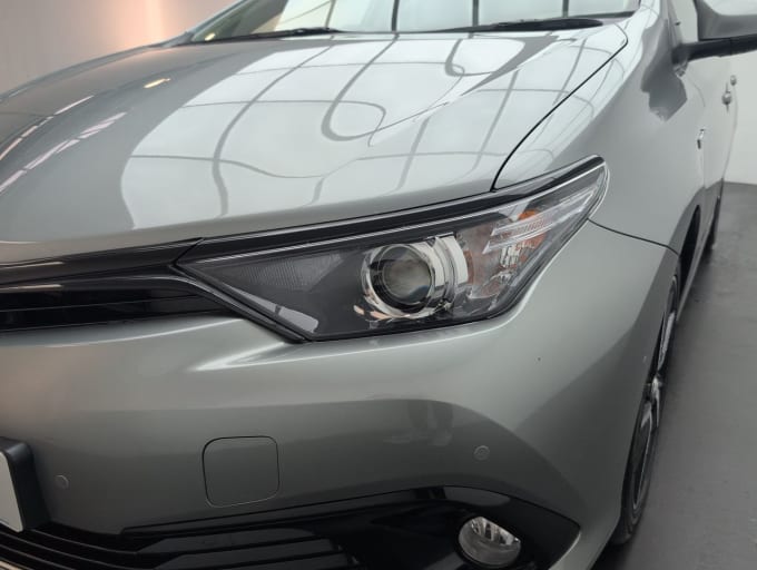 2025 Toyota Auris