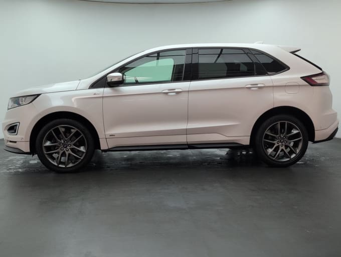 2025 Ford Edge