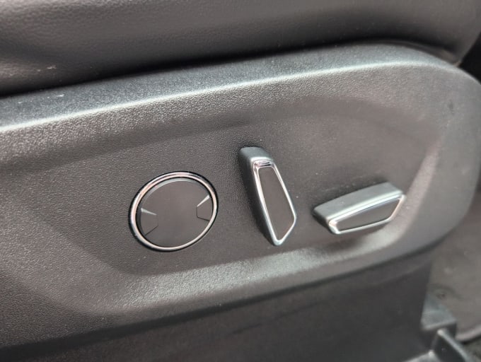 2025 Ford Edge