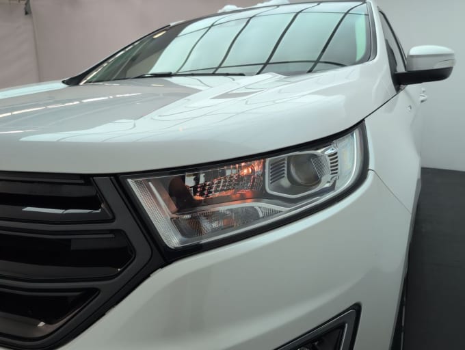2025 Ford Edge