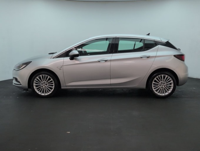 2025 Vauxhall Astra