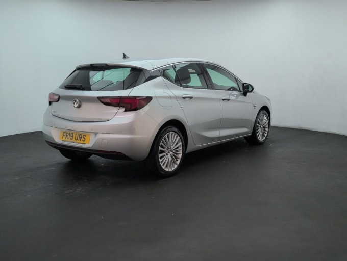 2025 Vauxhall Astra
