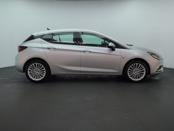 2025 Vauxhall Astra