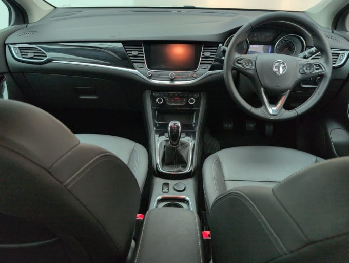 2025 Vauxhall Astra