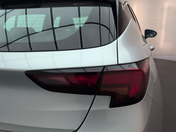 2025 Vauxhall Astra