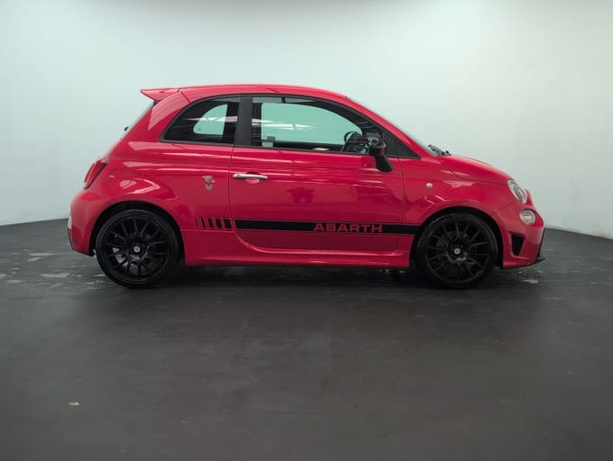 2025 Abarth 595