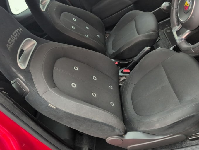 2025 Abarth 595