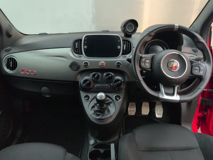 2025 Abarth 595