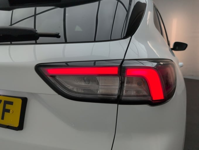2025 Ford Kuga