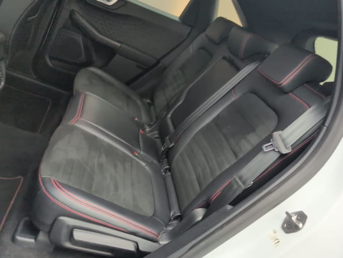 2025 Ford Kuga