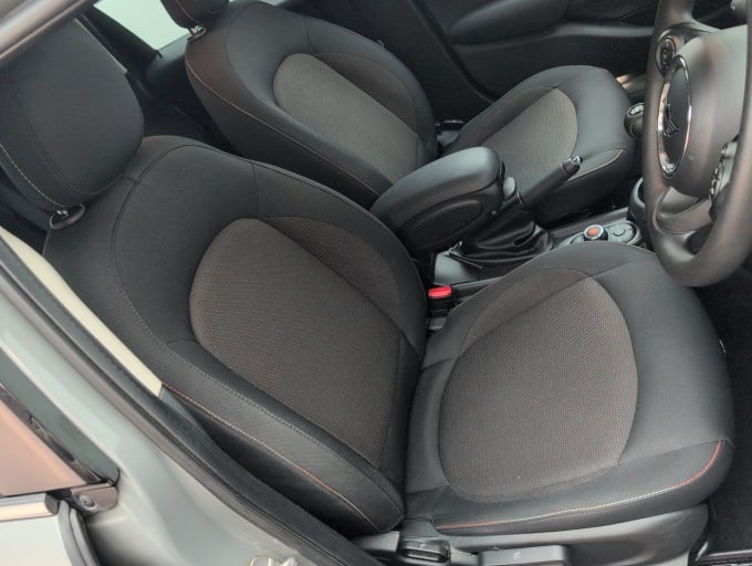 2025 Mini Hatch