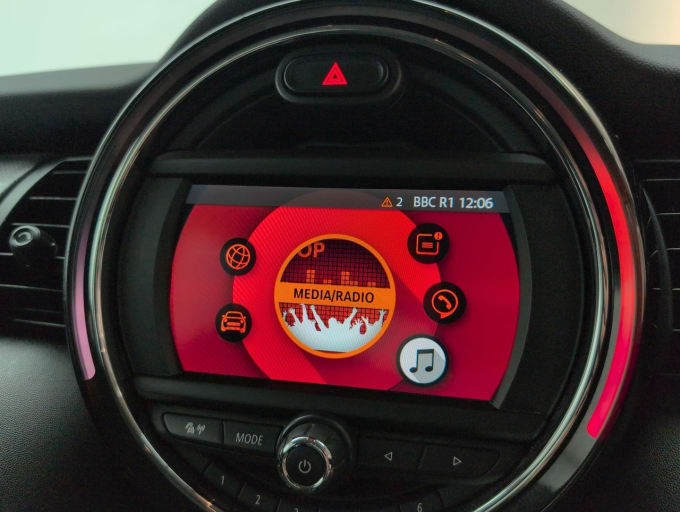 2025 Mini Hatch