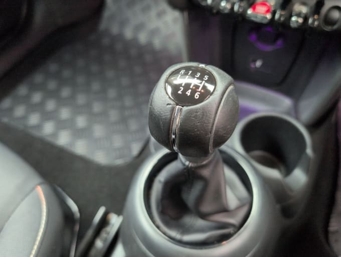 2025 Mini Hatch