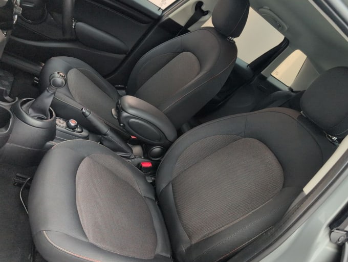 2025 Mini Hatch