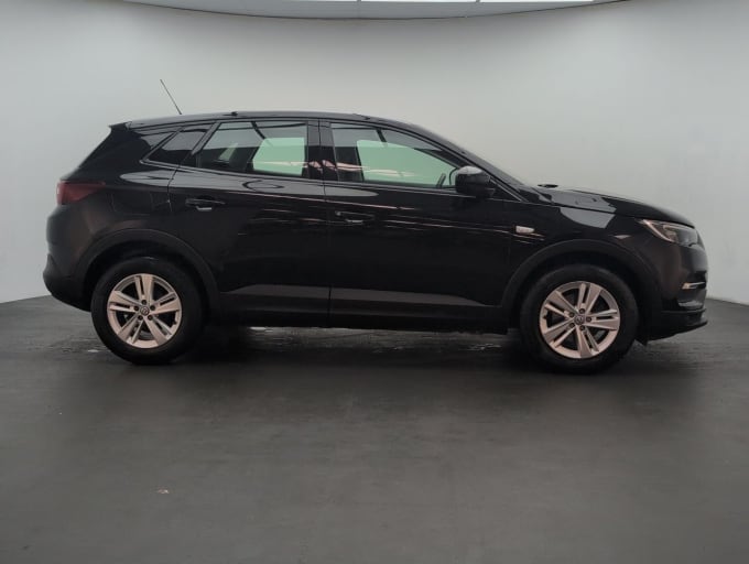 2025 Vauxhall Grandland X