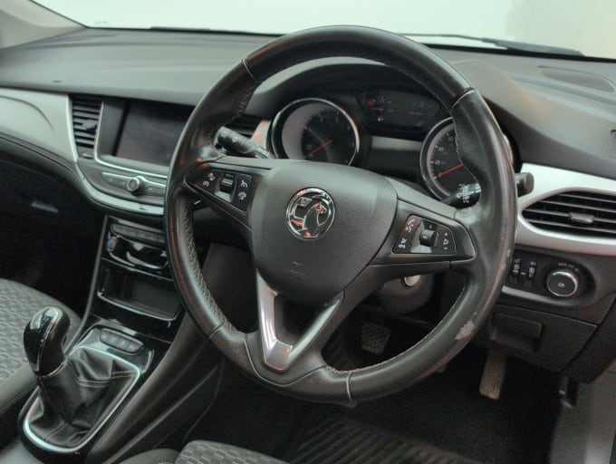 2025 Vauxhall Astra