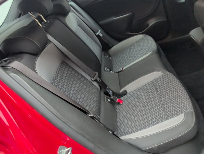 2025 Vauxhall Astra