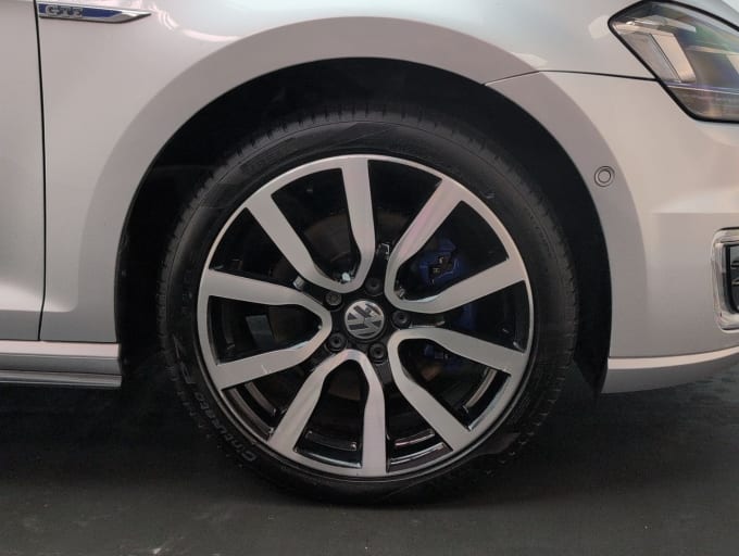 2025 Volkswagen Golf
