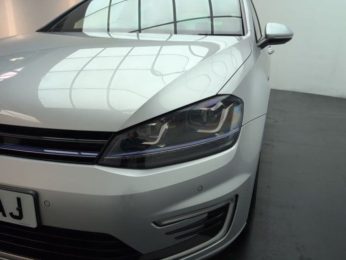 2025 Volkswagen Golf