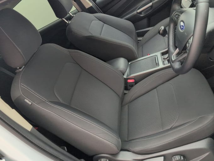 2025 Ford Kuga