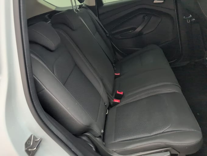 2025 Ford Kuga