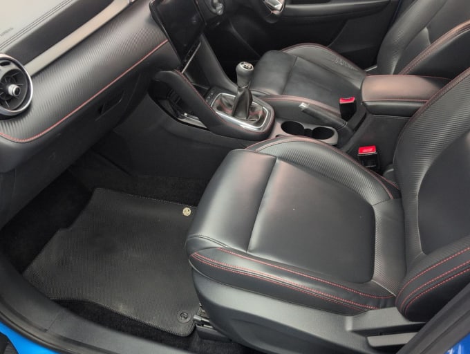 2025 Mg Mg Zs