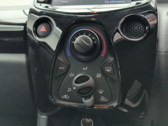 2025 Peugeot 108
