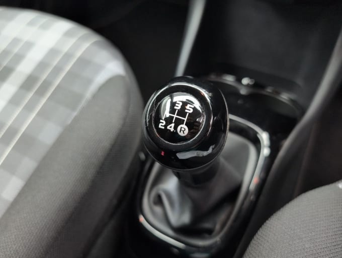 2025 Peugeot 108