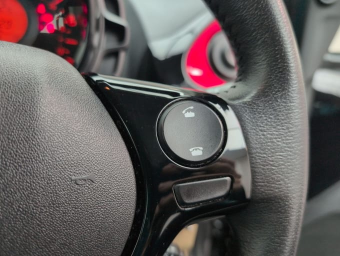 2025 Peugeot 108