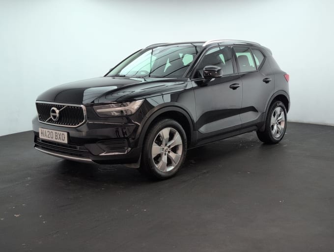2025 Volvo Xc40
