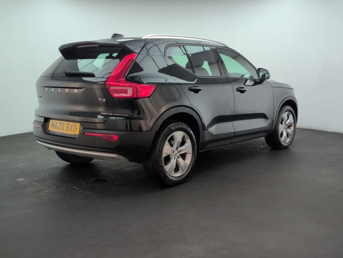 2025 Volvo Xc40