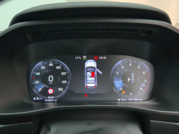 2025 Volvo Xc40