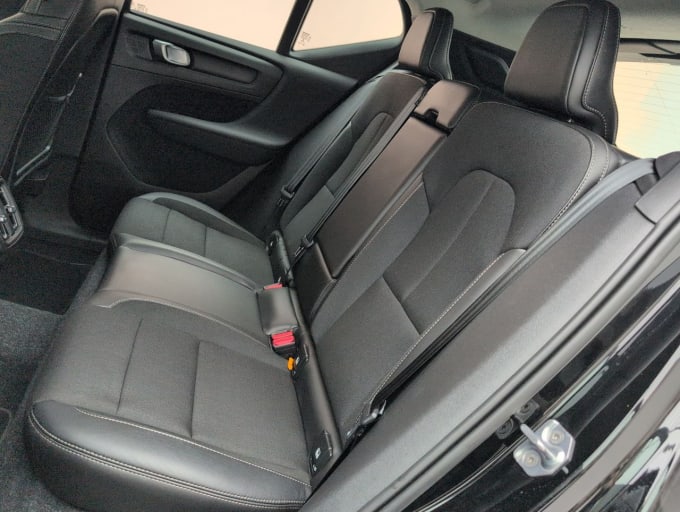 2025 Volvo Xc40