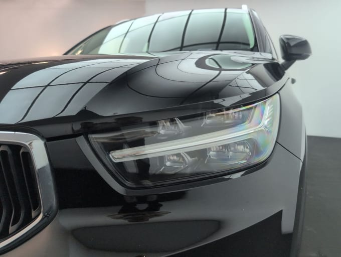 2025 Volvo Xc40