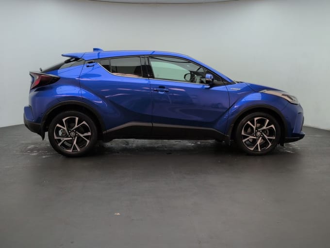 2025 Toyota C-hr