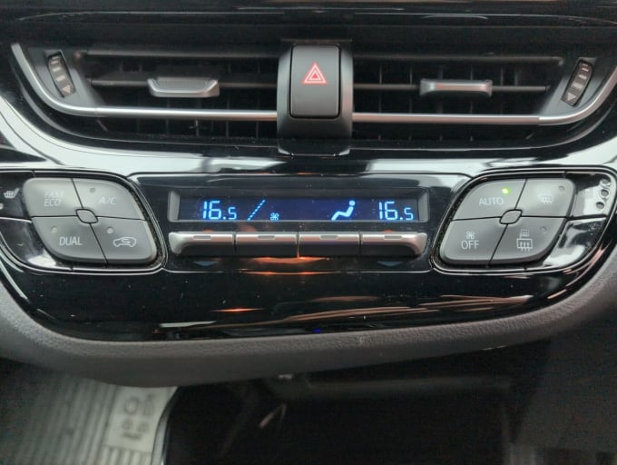 2025 Toyota C-hr