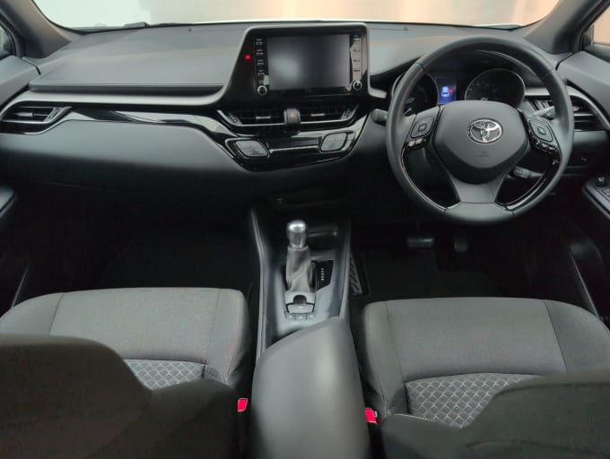2025 Toyota C-hr