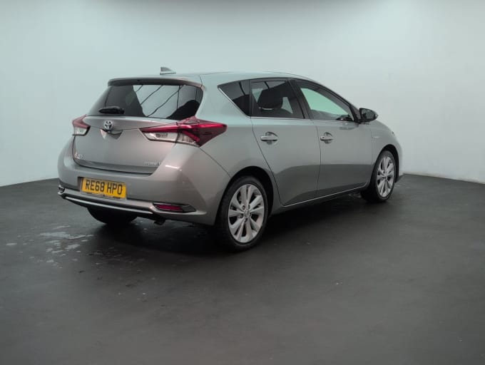 2025 Toyota Auris