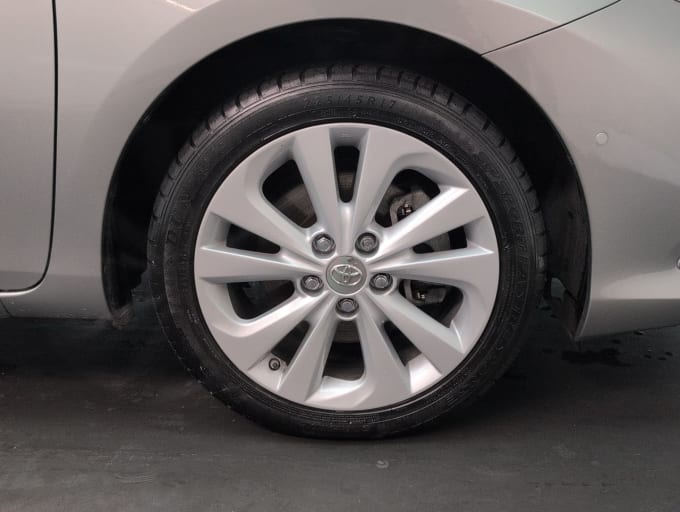2025 Toyota Auris