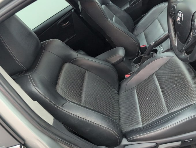 2025 Toyota Auris