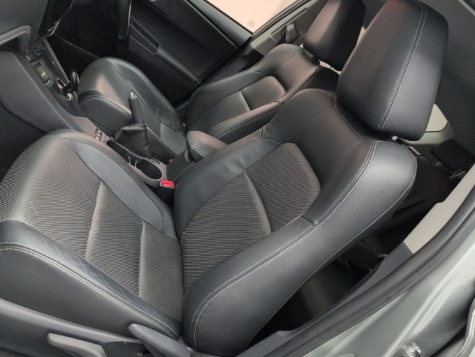 2025 Toyota Auris