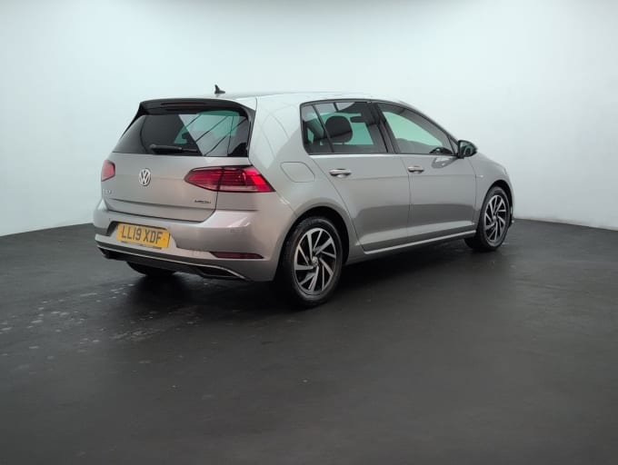 2025 Volkswagen Golf