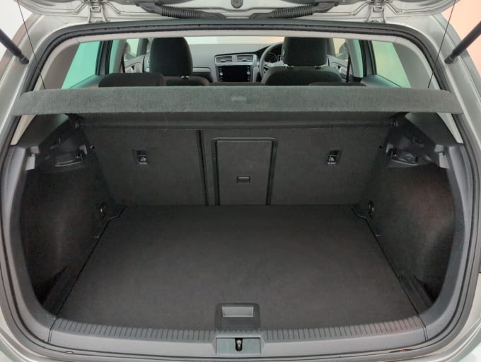 2025 Volkswagen Golf