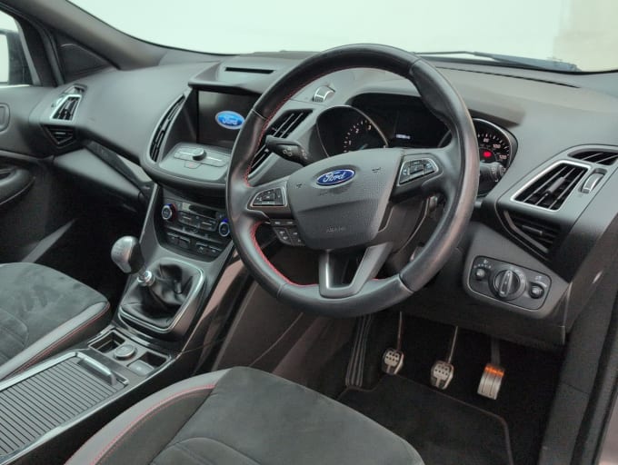 2025 Ford Kuga
