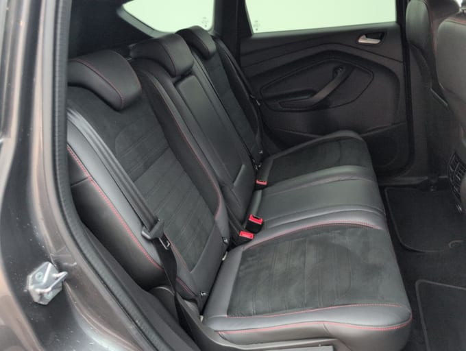 2025 Ford Kuga