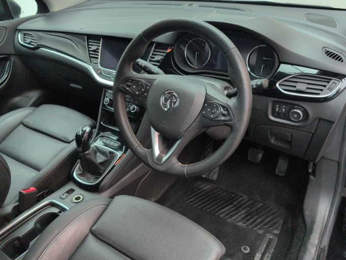 2025 Vauxhall Astra