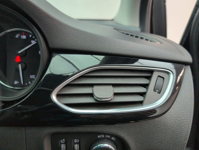 2025 Vauxhall Astra